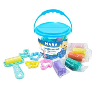Zestaw plastelin NARA 5 pastelowych kolorów + 4 foremki + roler w praktycznym wiaderku
